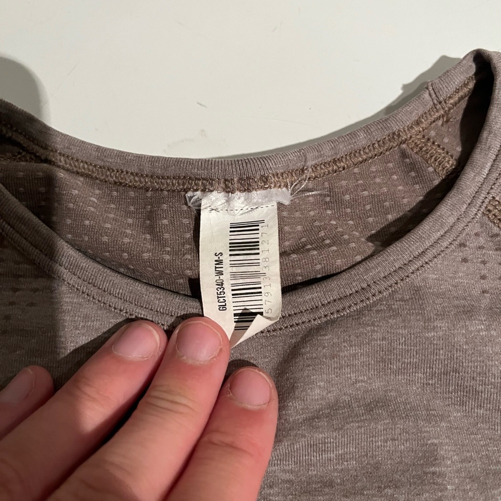 Gymshark cropped long sleeve top - Picture 4 of 4